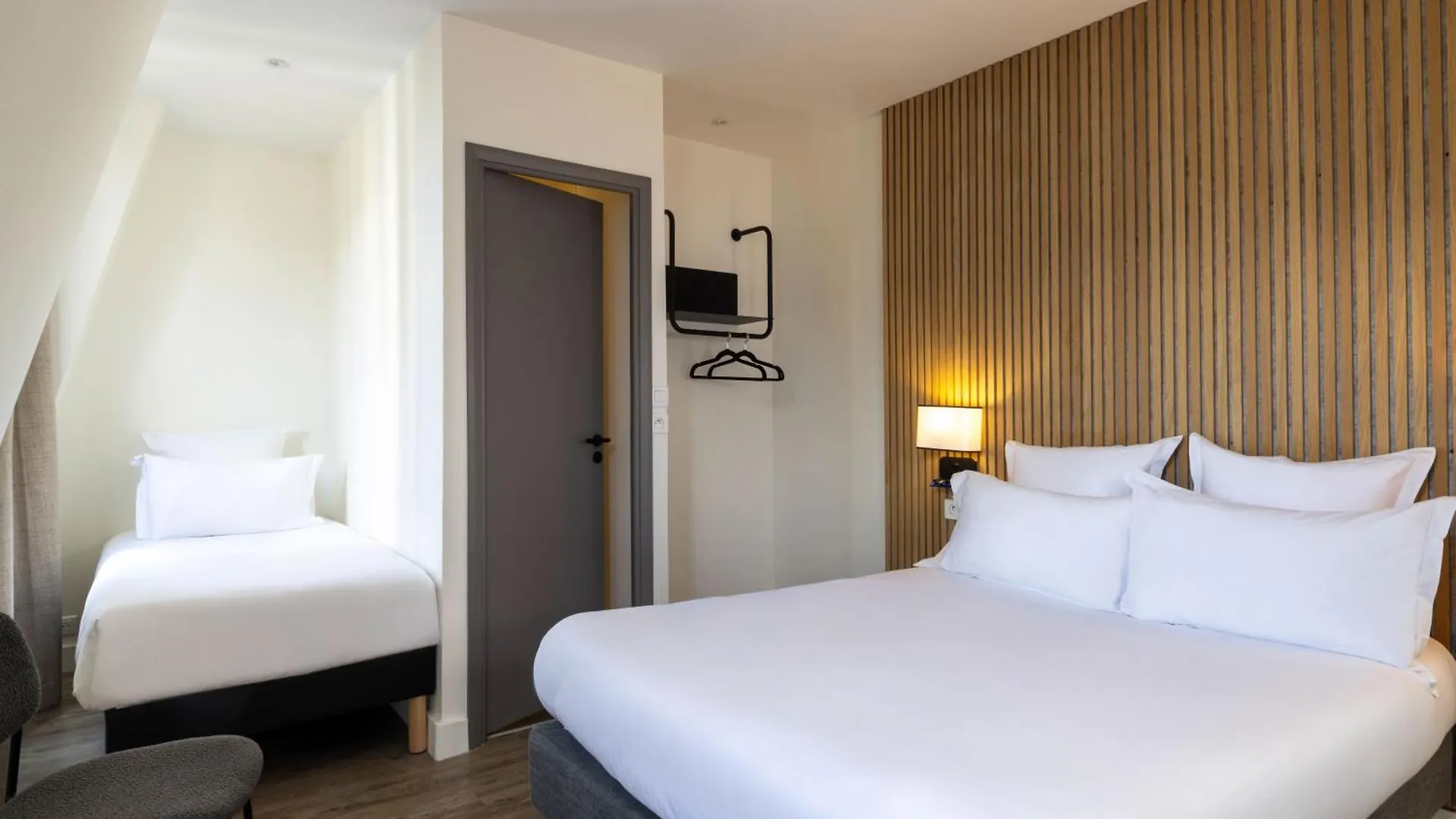 Hotell Korner Eiffel 3*