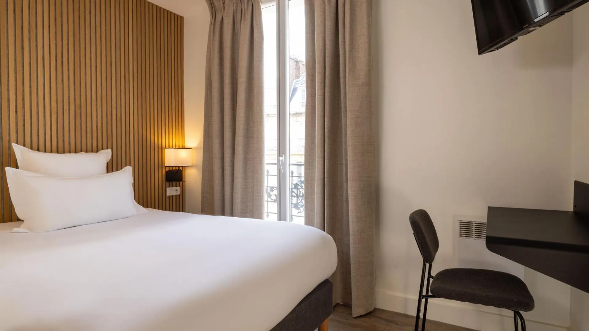 Korner Eiffel Hotel Paris