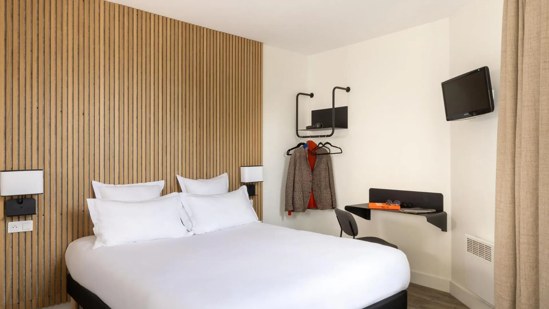 Hotel Korner Eiffel 3*